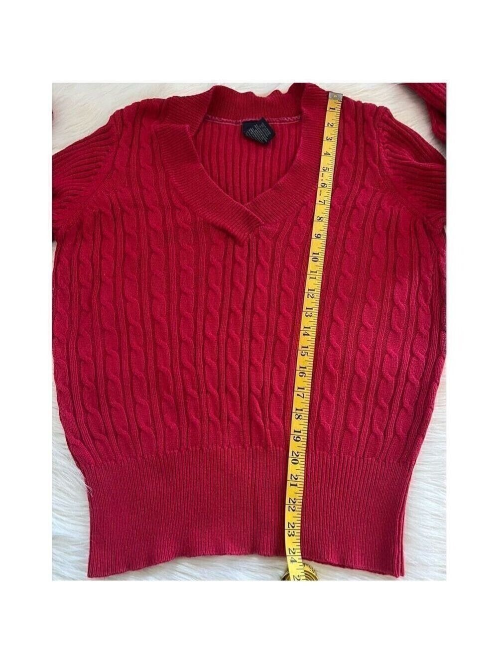 Bundle of 3 Cable Knit V Neck Sweaters (1X) - Picture 12 of 14